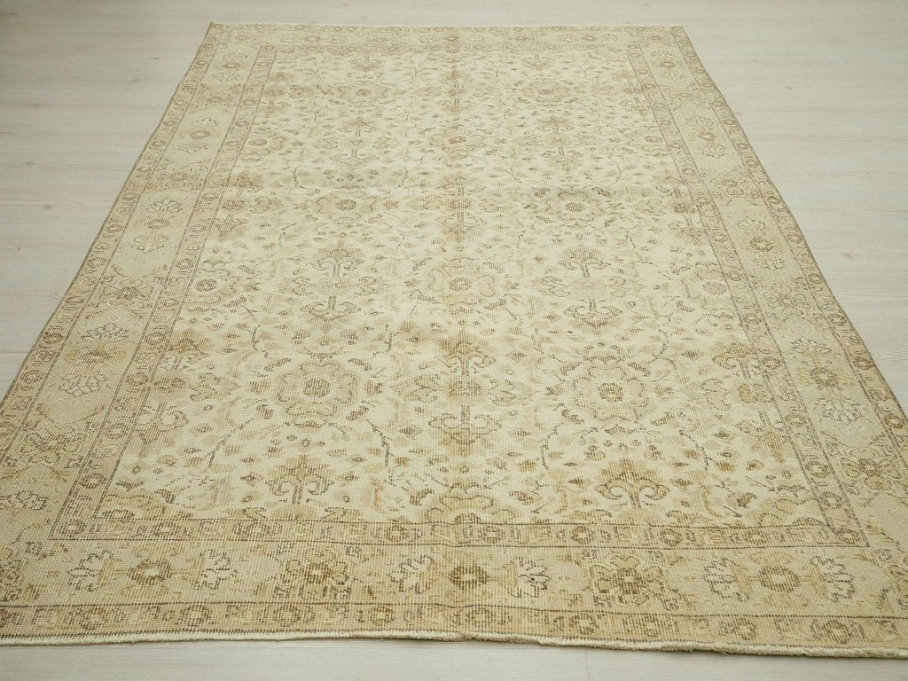 Handmade Wool Oushak Rug: Brown Beige Turkish Carpet Rugs, 5,3"x8,3" Feet.