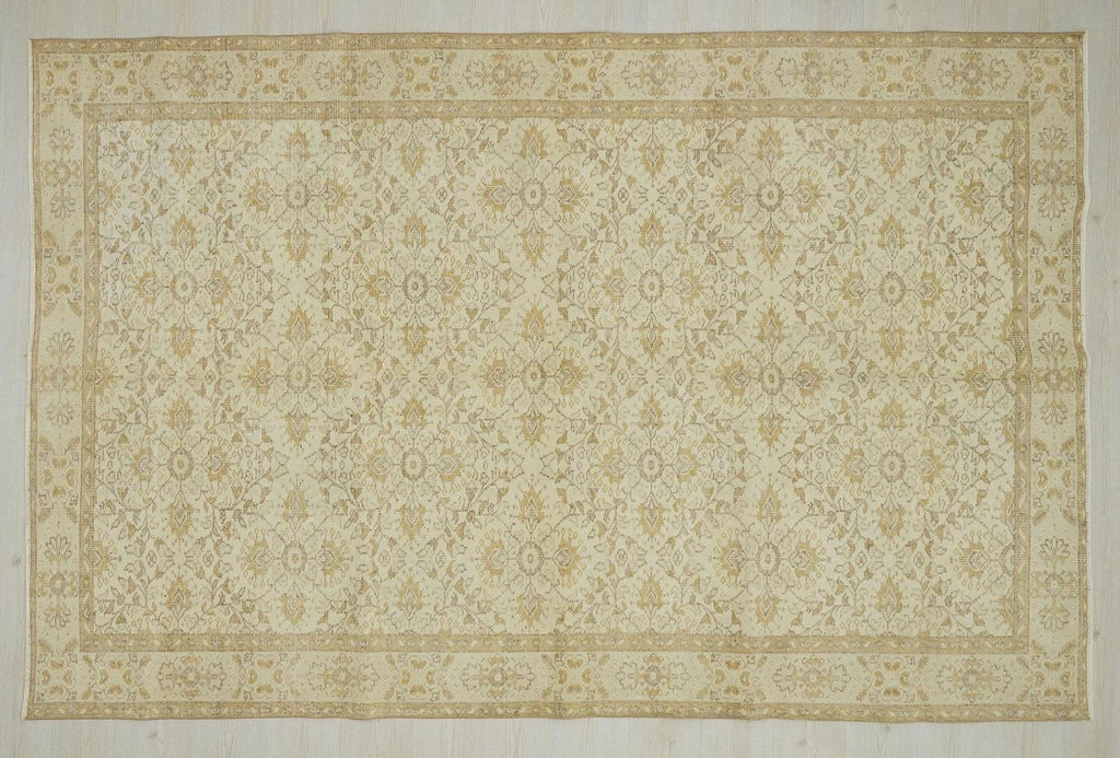 Large Vintage Oushak Rug: Beige Brown Turkish Wool Carpet, 6,1"x9,5" Ft.