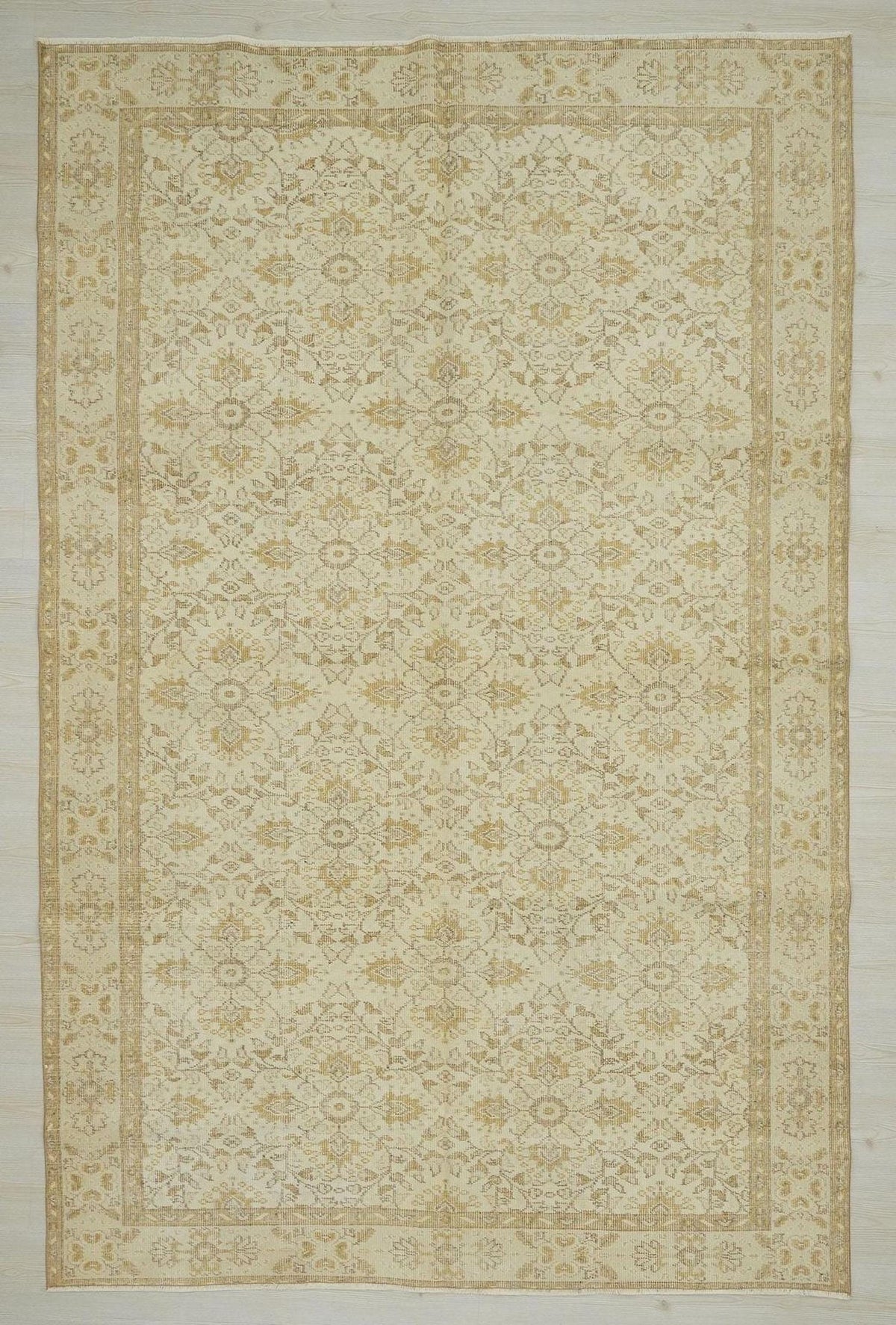 Large Vintage Oushak Rug: Beige Brown Turkish Wool Carpet, 6,1"x9,5" Ft.