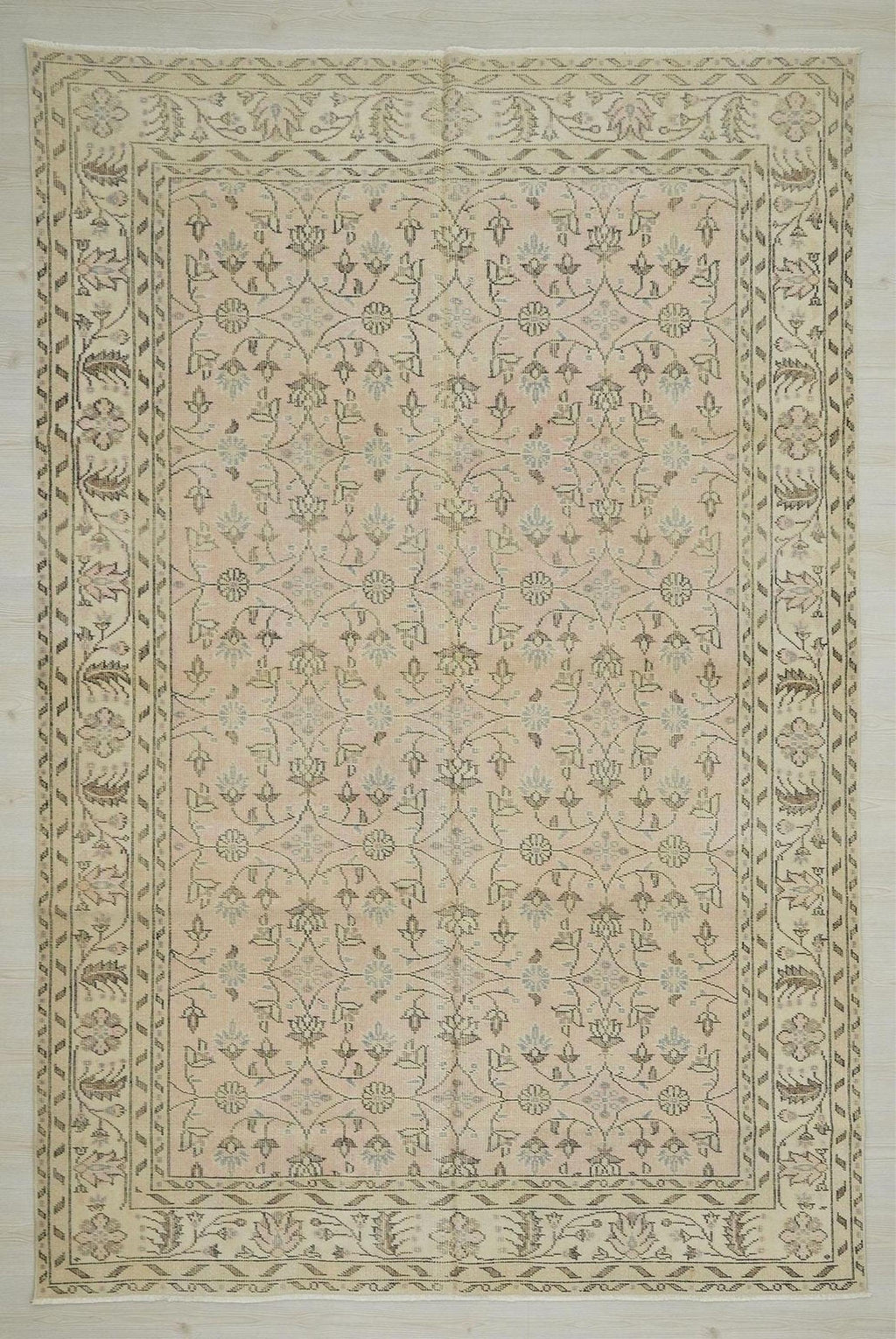 Large Vintage Oushak Rug: 6.2"x9.2' Ft, Salmon Pink Turkish Wool Carpet