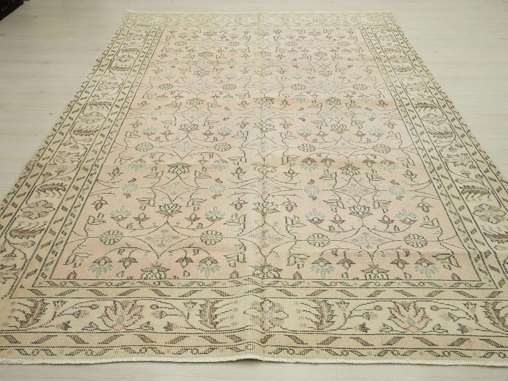 Large Vintage Oushak Rug: 6.2"x9.2' Ft, Salmon Pink Turkish Wool Carpet
