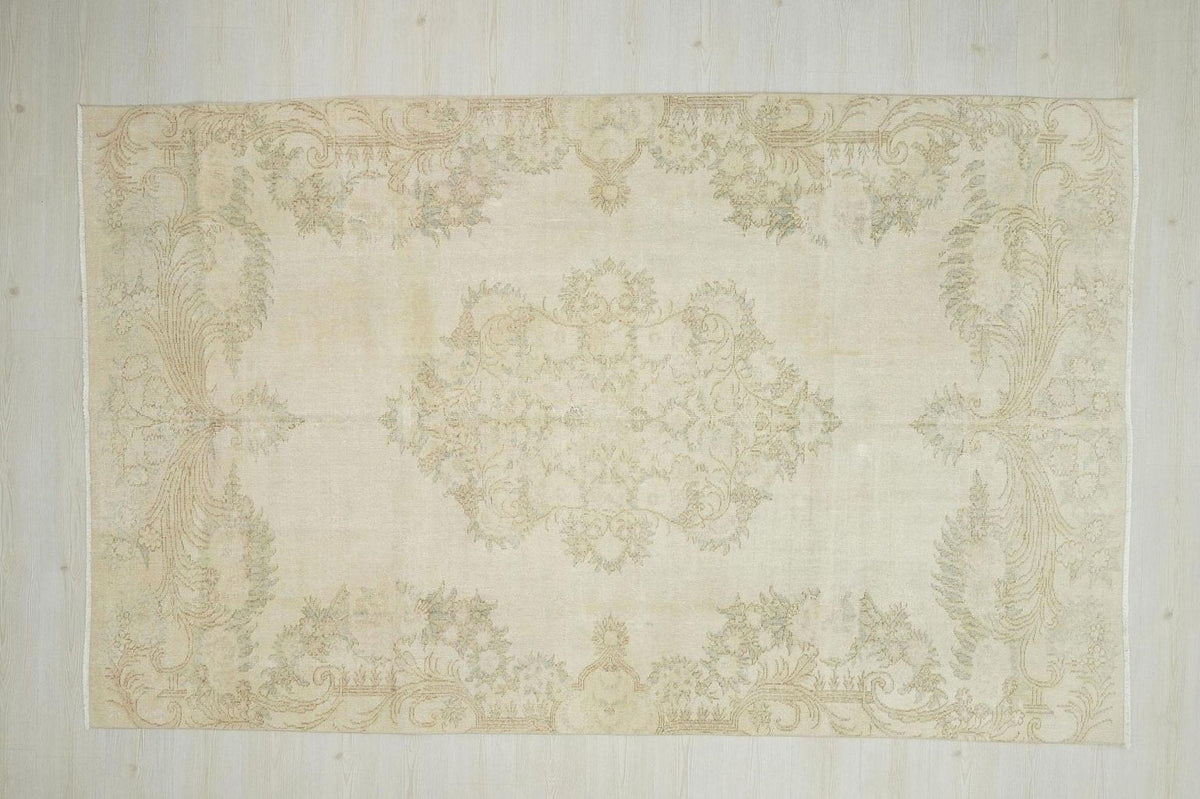 6x10 Beige Oushak Rug: Mid-Century Modern Turkish Wool Carpet