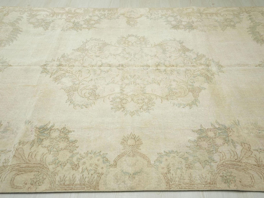 6x10 Beige Oushak Rug: Mid-Century Modern Turkish Wool Carpet