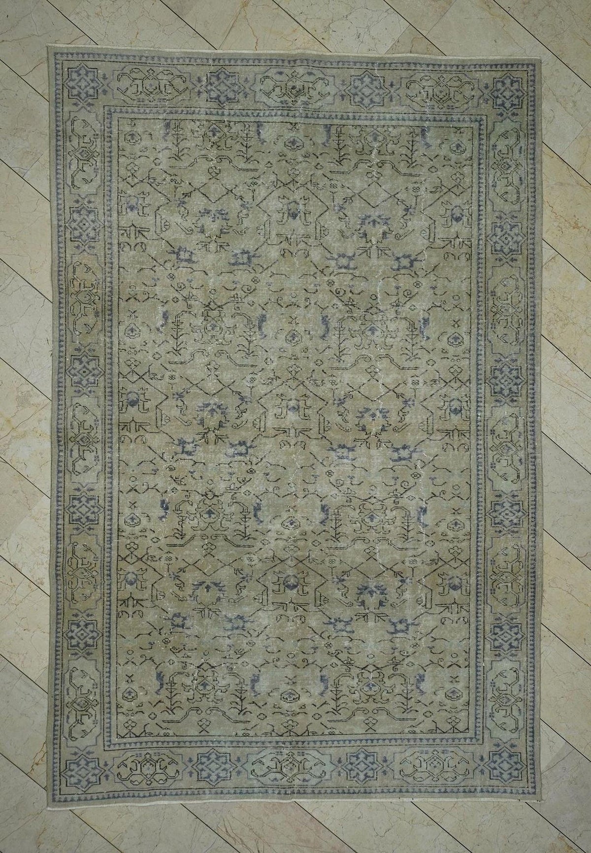 Geometric Floral Handmade Oushak Rug,6.7x10 Feet,Faded Vintage Turkish Carpet Rugs.