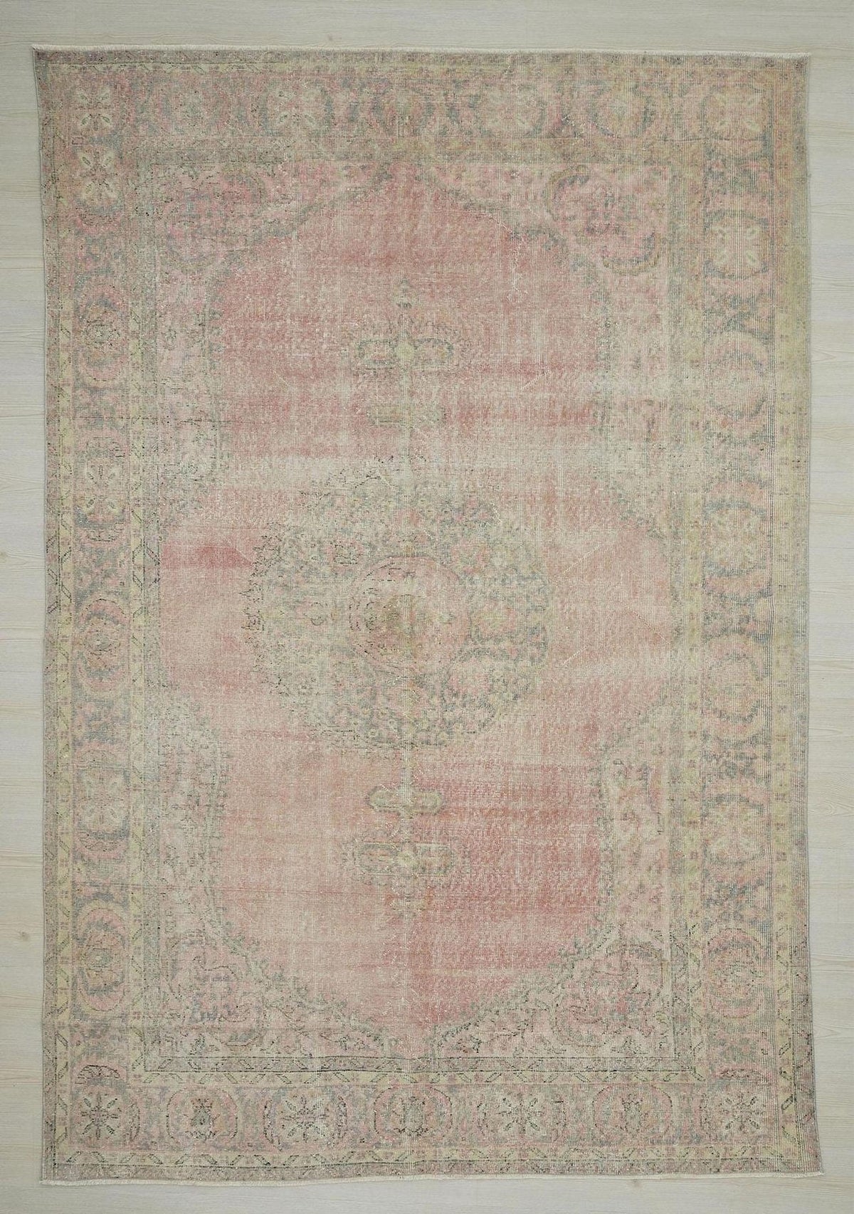 Large Vintage Handmade Wool Carpet Rug: 6.7x9.7 ft, Bohemian Decor