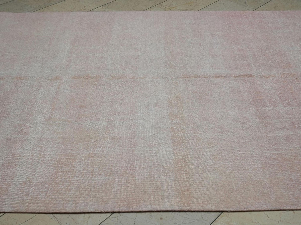 Salmon Pink Oushak Rug: Mid-Century Turkish Wool Carpet (6.5x10 ft)