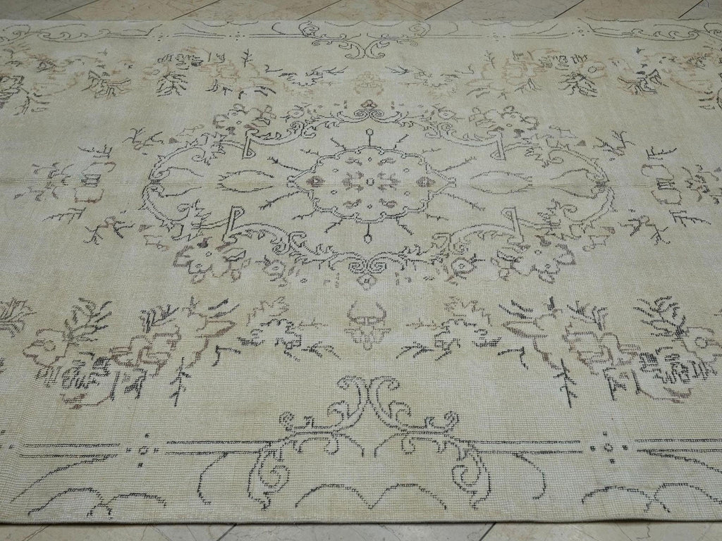 Handmade Oushak Wool Rug: Large Vintage Turkish Carpet, 6.7x10.4 ft