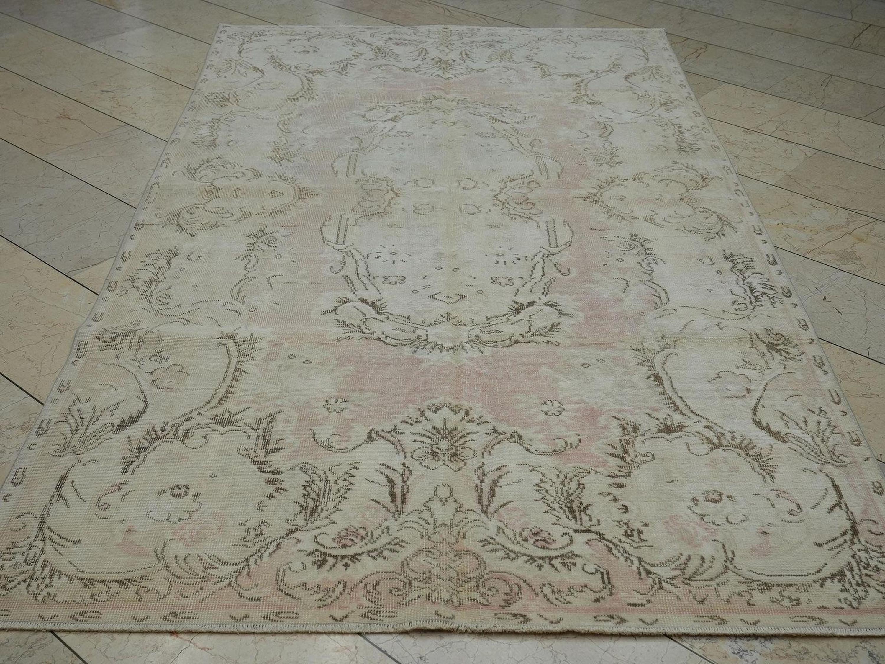 Vintage Oushak Wool Rug: 5.2x9 ft Mid-Century Turkish Carpet