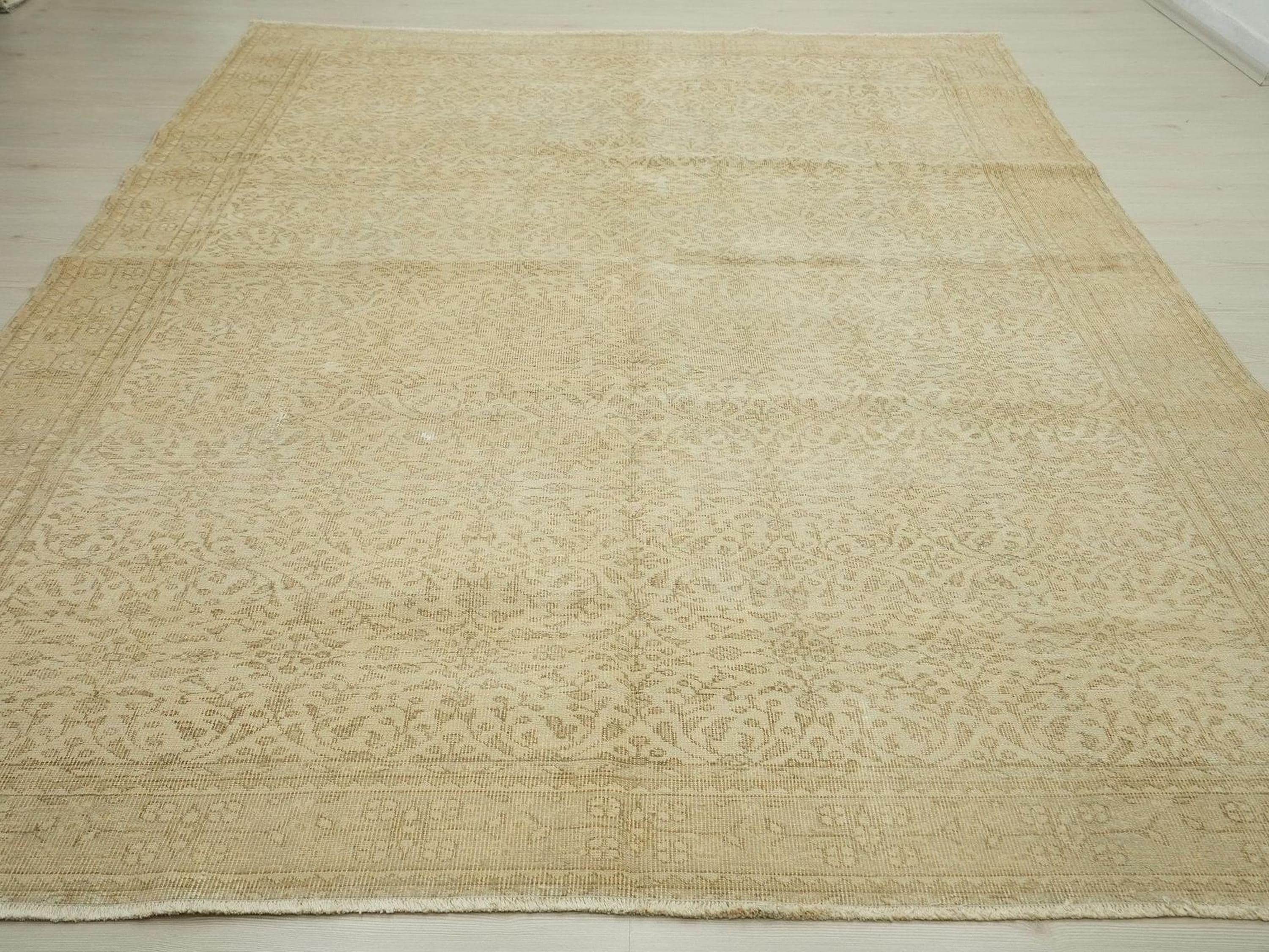 Large Vintage Turkish Oushak Rug: Beige Brown Wool Carpet (7,3"x10" Feet)