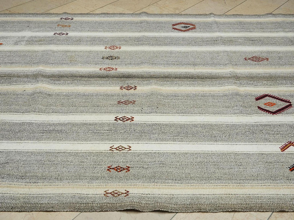 Summer Outdoor Decor: Natural White & Gray Stripe Kilim Rug 6,8x11,4 Turkish Farmhouse Rugs