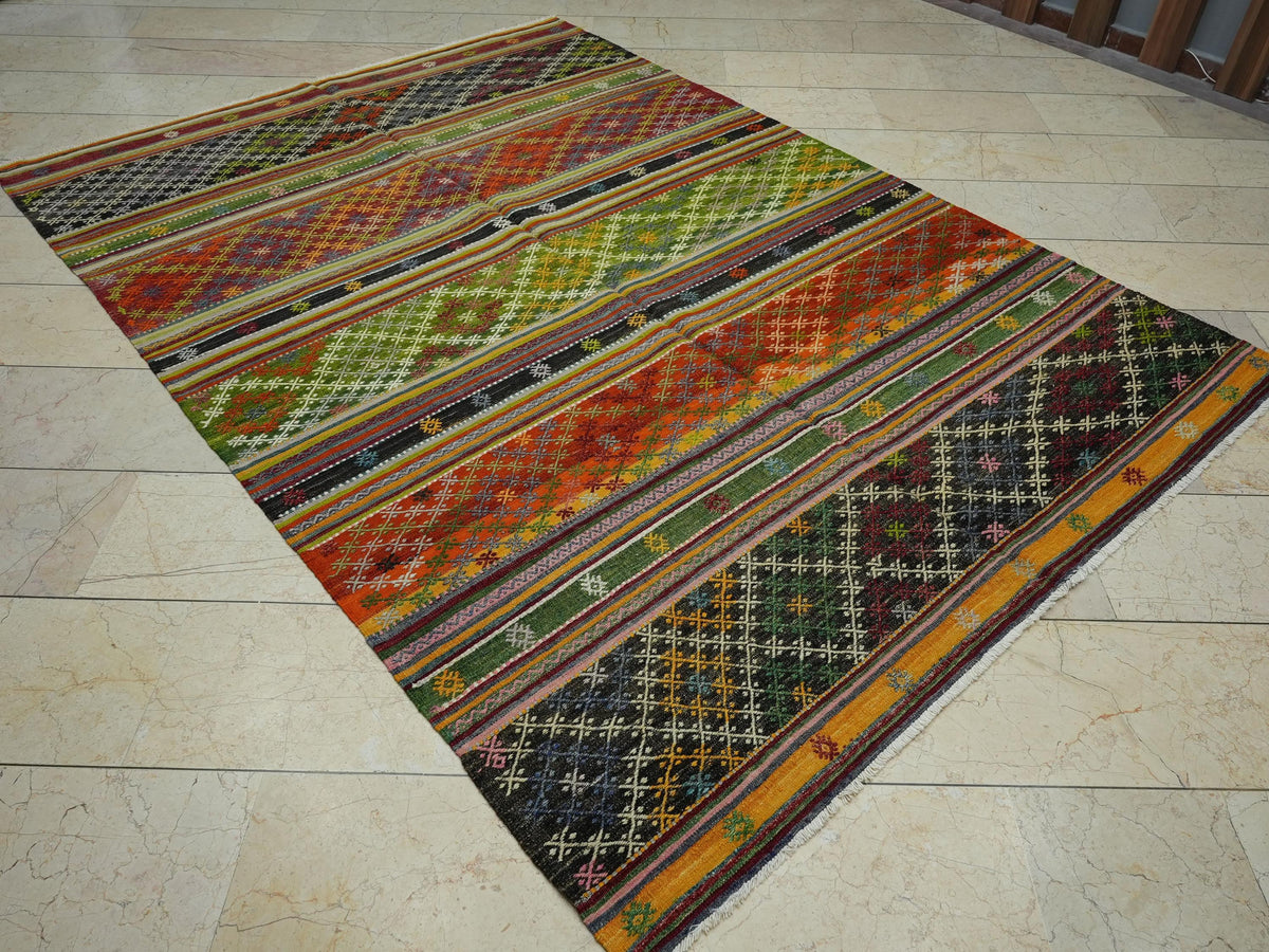 Handmade Embroidered Stripe Turkish Kilim Rug: Colorful Flat Woven Wool Rugs 6,4"x8,11" Ft.