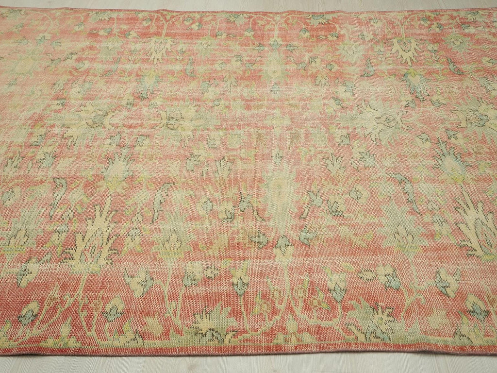 6x9 Floral Vintage Oushak Rug: Handmade Turkish Wool Carpet