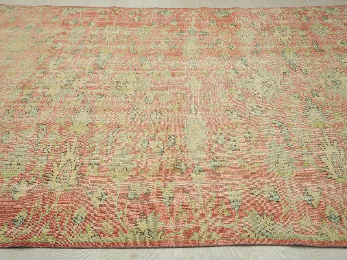 6x9 Floral Vintage Oushak Rug: Handmade Turkish Wool Carpet