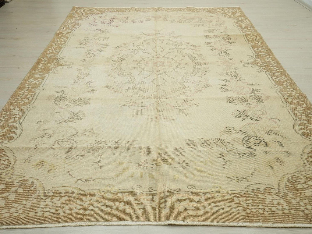 Vintage Wool Oushak Rug: Beige Brown Turkish Carpet 7x10 Ft.