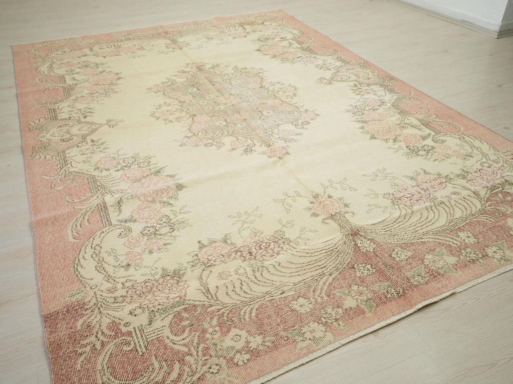 Floral Pattern Vintage Oushak Rug: 7x10 Turkish Wool Carpet