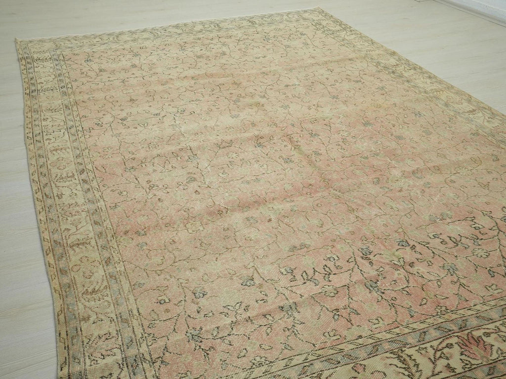 Large Salmon Pink Oushak Rug: Vintage Turkish Wool Carpet 7x10 Ft.