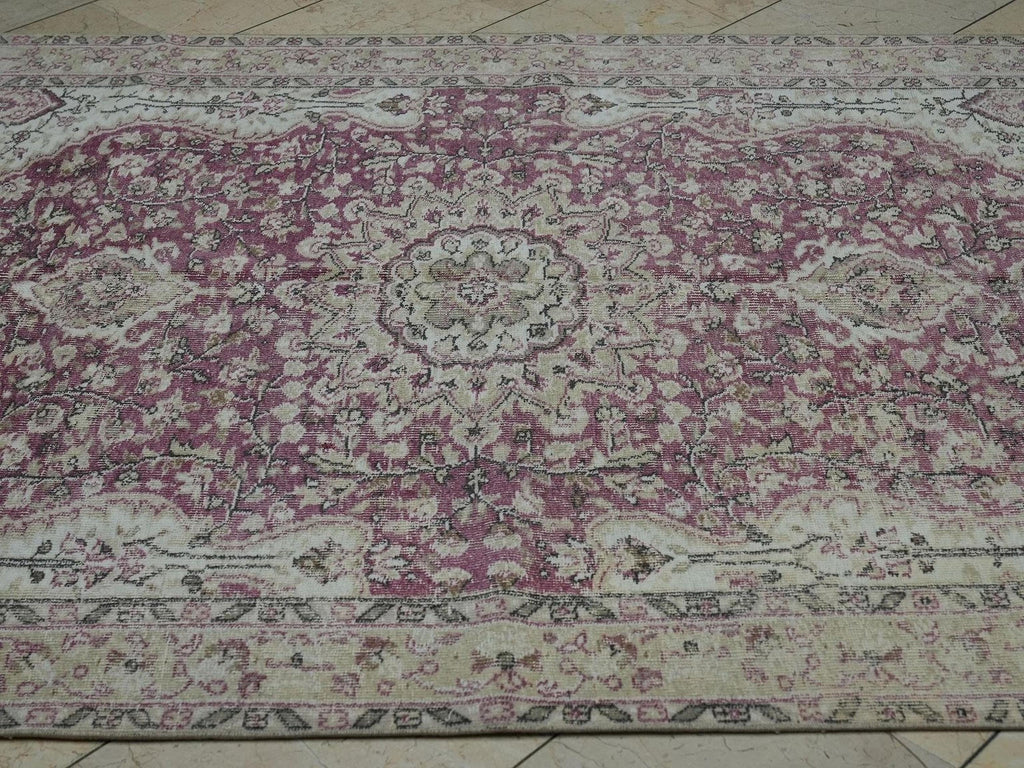 5x8 Vintage Turkish Oushak Rug: Handmade Wool Carpet