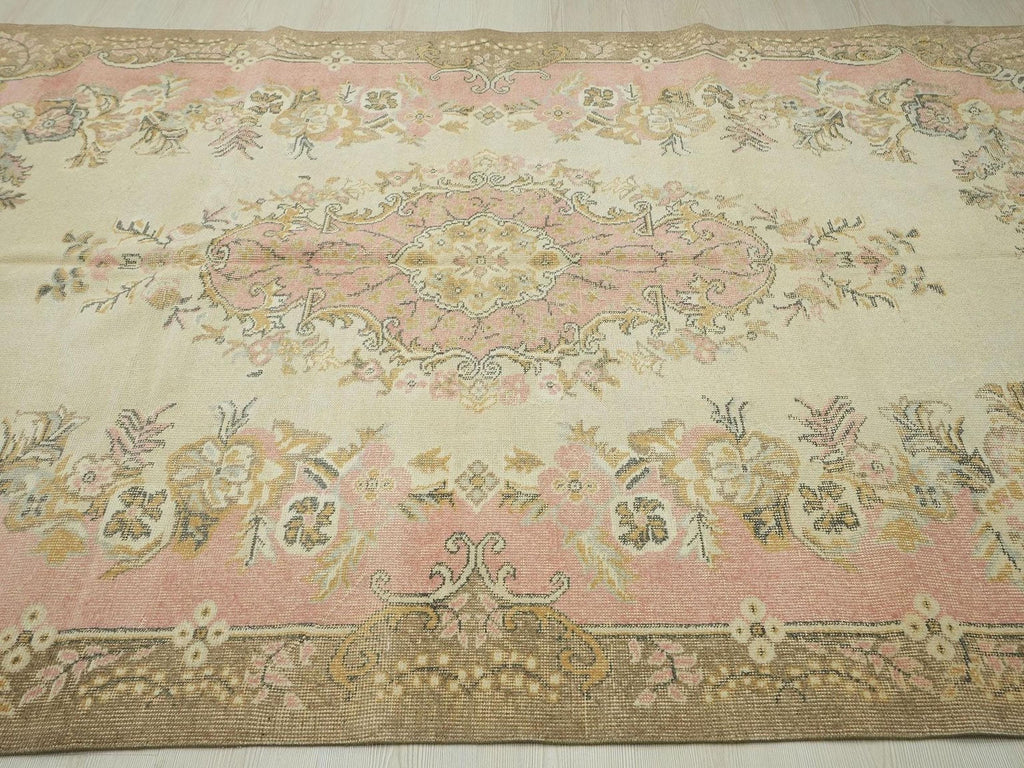Salmon Pink Oushak Rug: Large Vintage Turkish Carpet, 6"x9,6" Feet.