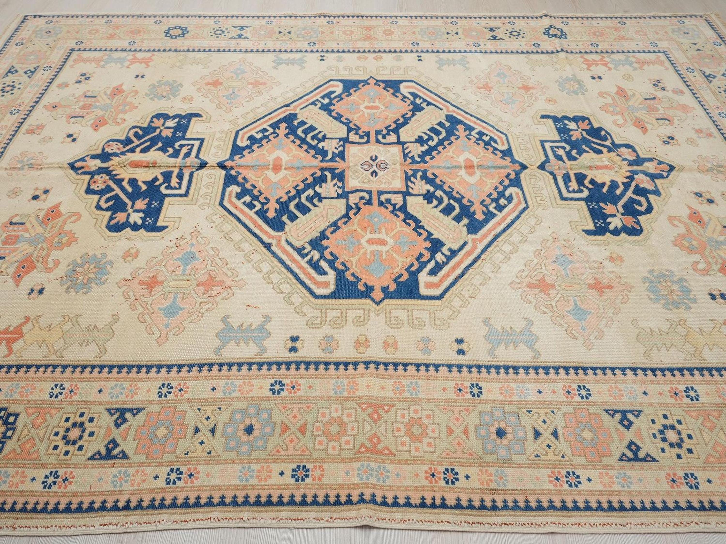 Handmade Wool Oushak Rug: 7,6"x9,7" Blue and White Turkish Carpet