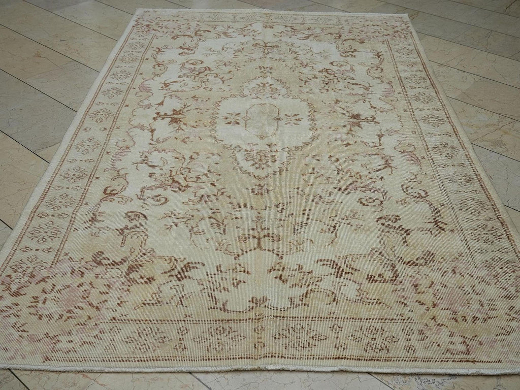 Vintage Oushak Rug: 5.4x8.5 ft, Handmade Wool Carpet