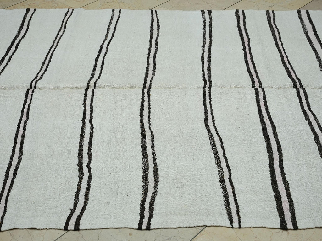 Striped Hemp Kilim Rug: 1960s Vintage Ethnic Rugs 5,3x8,6 Ft.