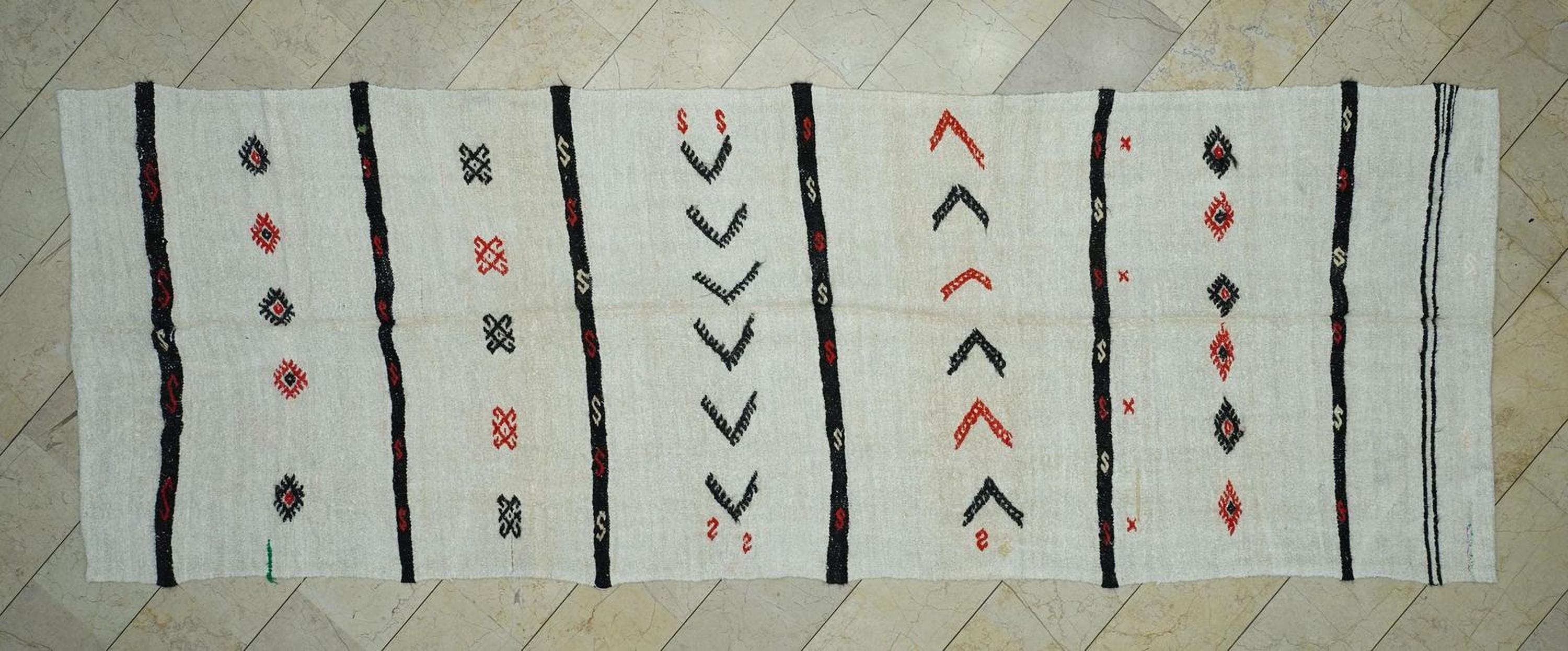 Eco-friendly Vintage Hemp Kilim Rug: 5x14 Minimalist Stripe Runner.