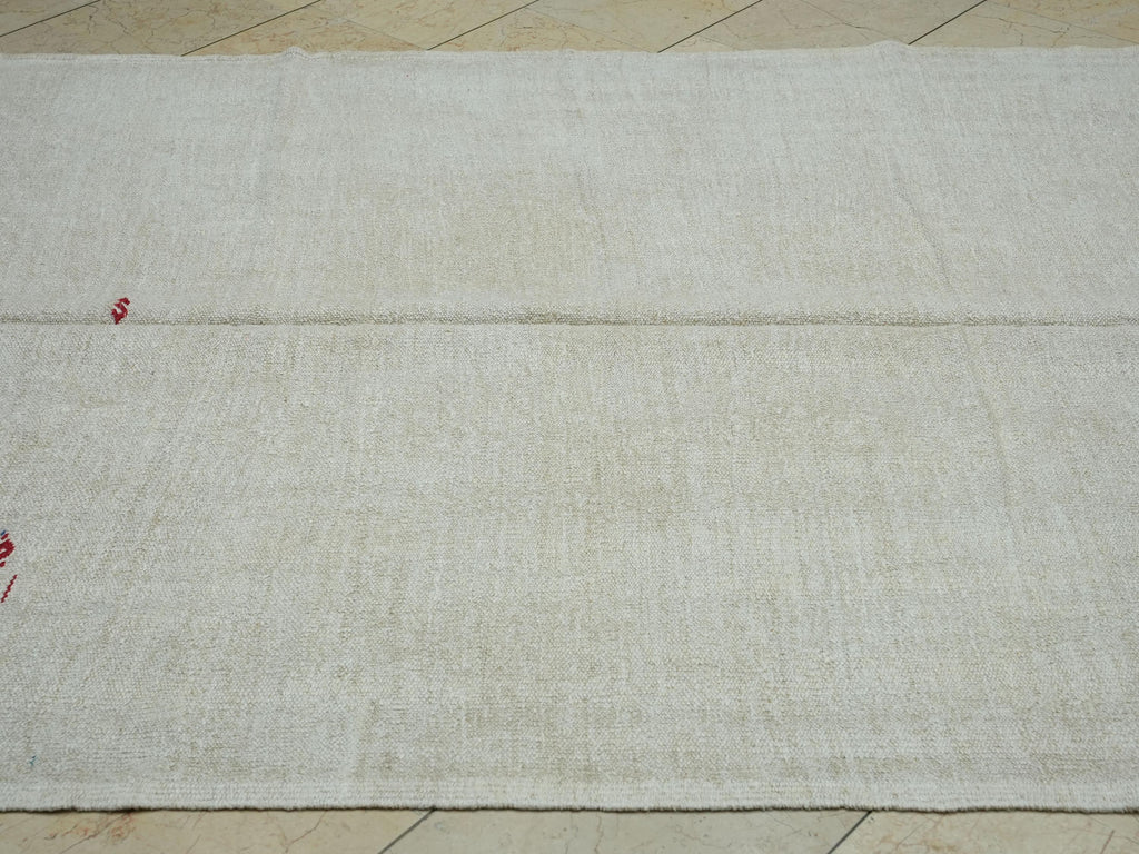 Plain Cream Vintage Turkish Hemp Kilim Rug: 5.5x9.3 ft Organic Flat Woven Rugs.