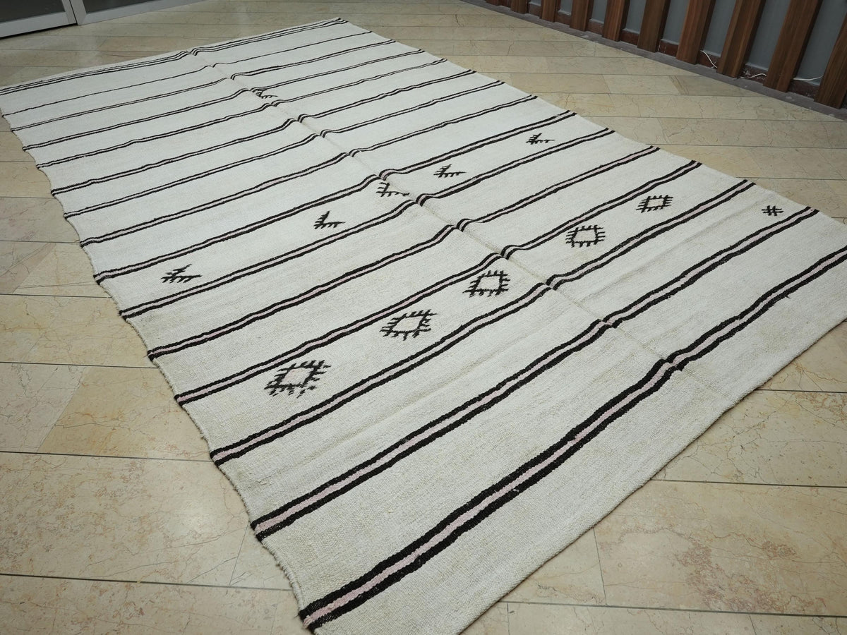 Minimalist Stripe Pattern Vintage Turkish Hemp Woven Rug 7,4"x12,3" Ft.