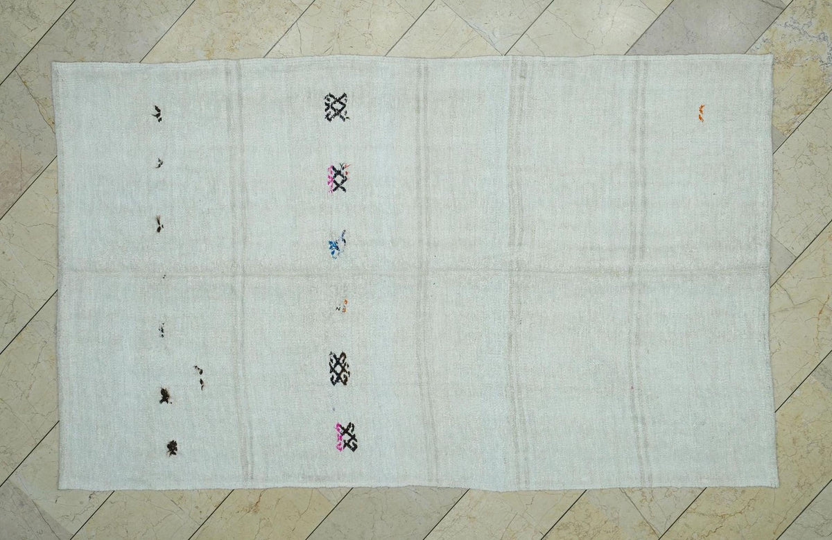 5x8 Vintage Turkish Hemp Kilim Rug,Embroidered Home Living Decor Rugs.