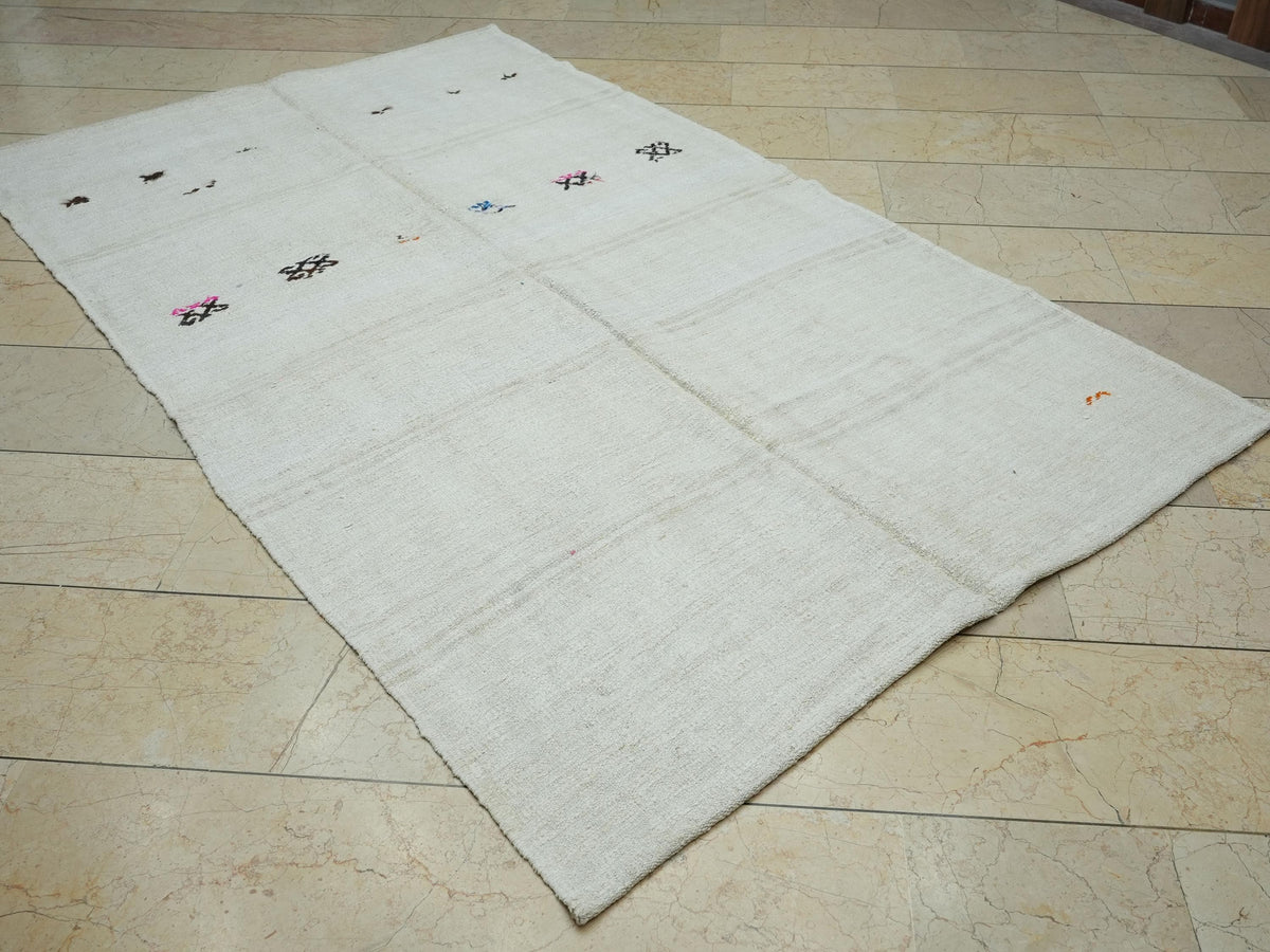 5x8 Vintage Turkish Hemp Kilim Rug,Embroidered Home Living Decor Rugs.