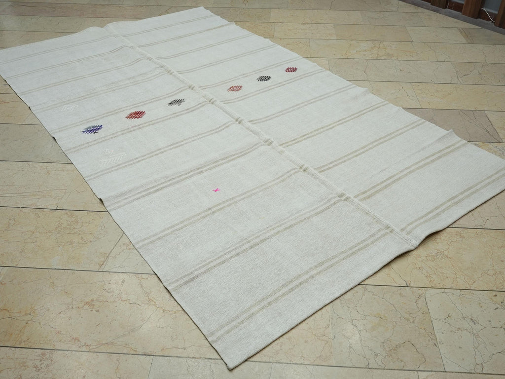 Minimalist Stripe Vintage Hemp Kilim Rug: Turkish Flat Woven Rugs, 5,2x8,8 Ft.