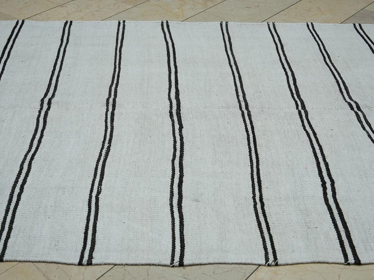 White Hemp Kilim Rug: Organic Turkish Flat Woven Rugs 5.6x12.5 Ft.
