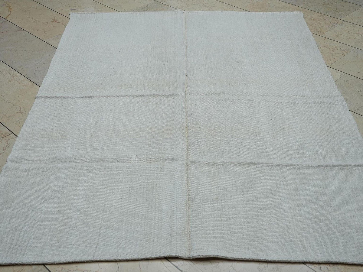 Plain White Organic Hemp Kilim Rug: 5.1x6.9 Feet,Flat Weave Scandinavian Style Turkish Rugs.