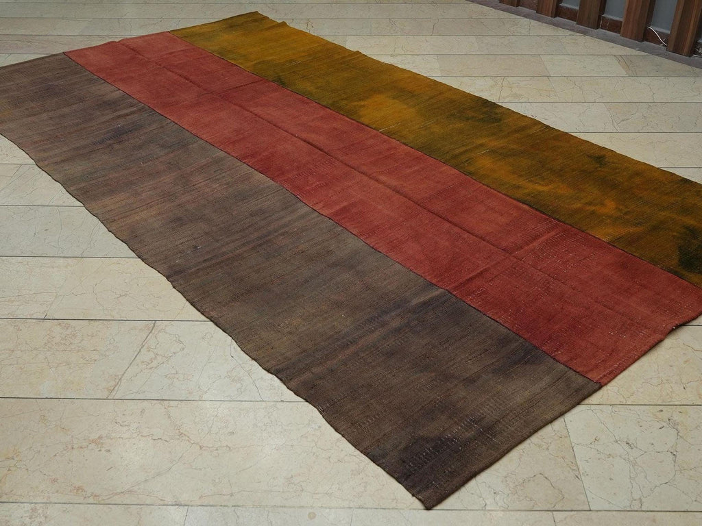 Old Handwoven Turkish Kilim Rug: Green,Red,Purple Antique Wool Rugs, 5,9"x10,7" Feet.