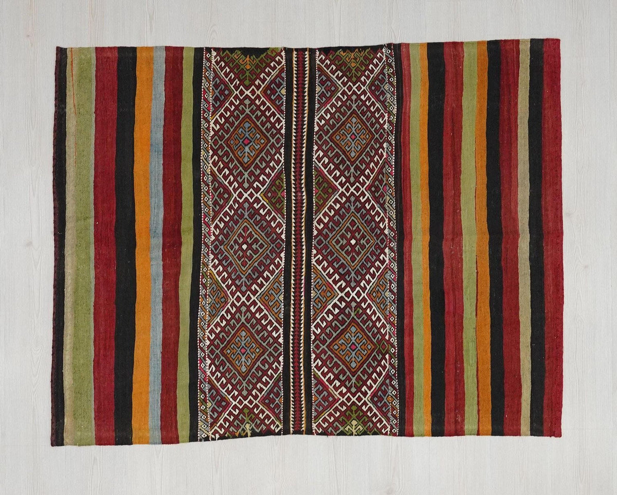 Antique Turkish Soumak Kilim Rug: Handwoven Wool Woven Wall Hanging Decor Rugs 4.3x5.5 ft.