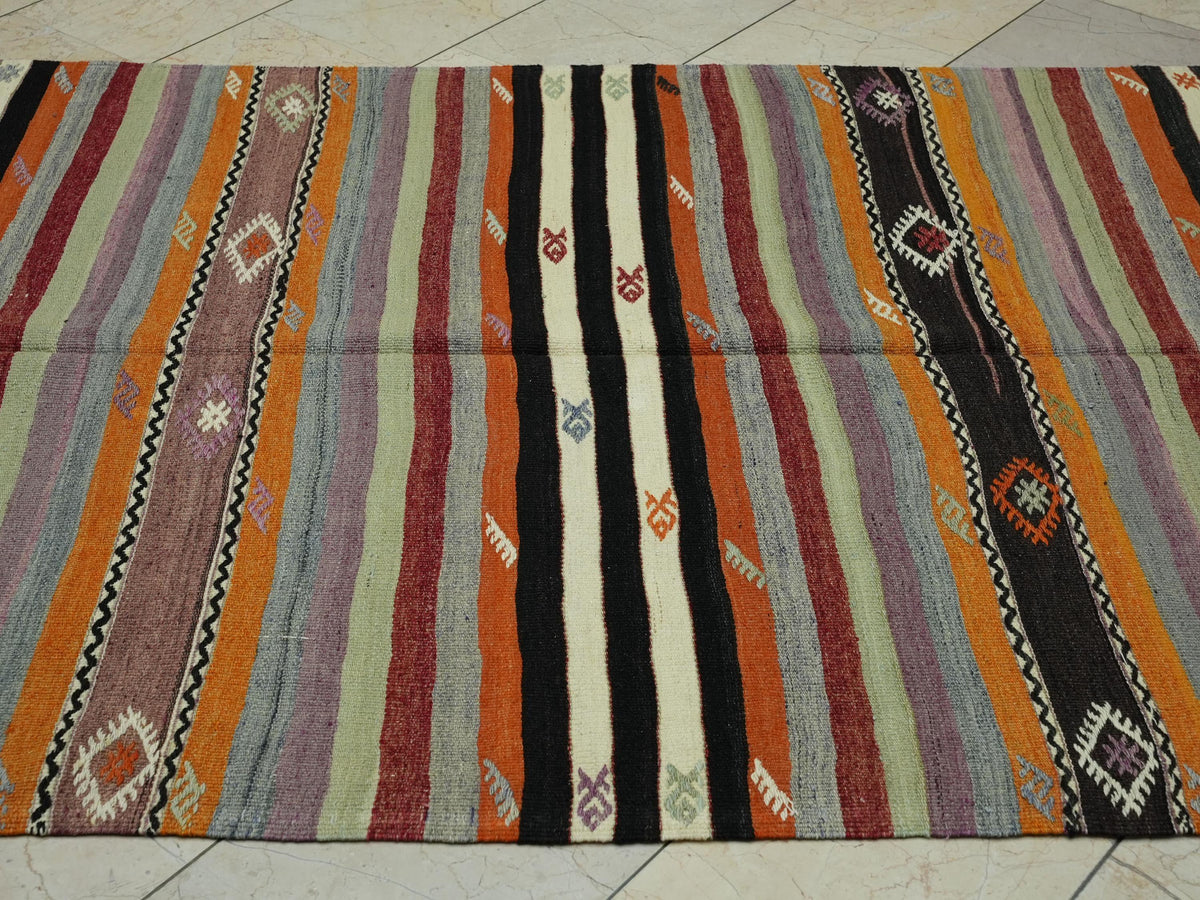 5x9 Turkish Kilim Rug: Minimalist Stripe Design, Pastel Colors Rugs.