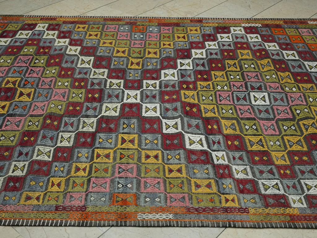 Large Turkish Embroidered Kilim Rug: Mid Century Antique Floor Decor Rugs, 6x11 Ft.