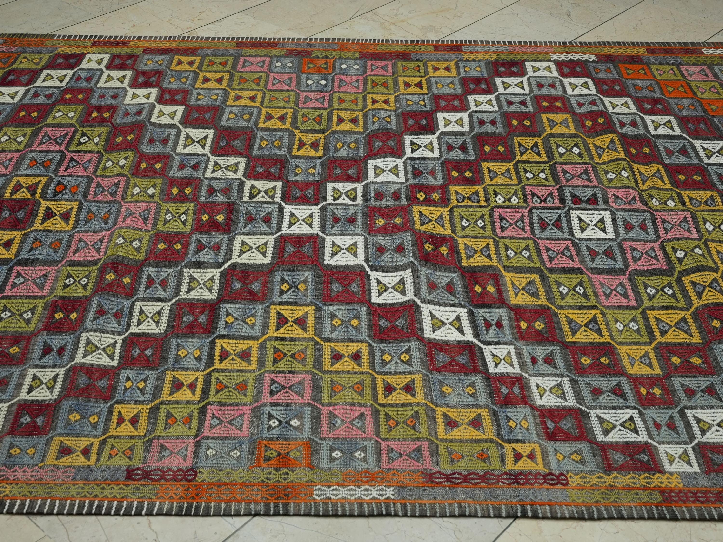 Large Turkish Embroidered Kilim Rug: Mid Century Antique Floor Decor Rugs, 6x11 Ft.