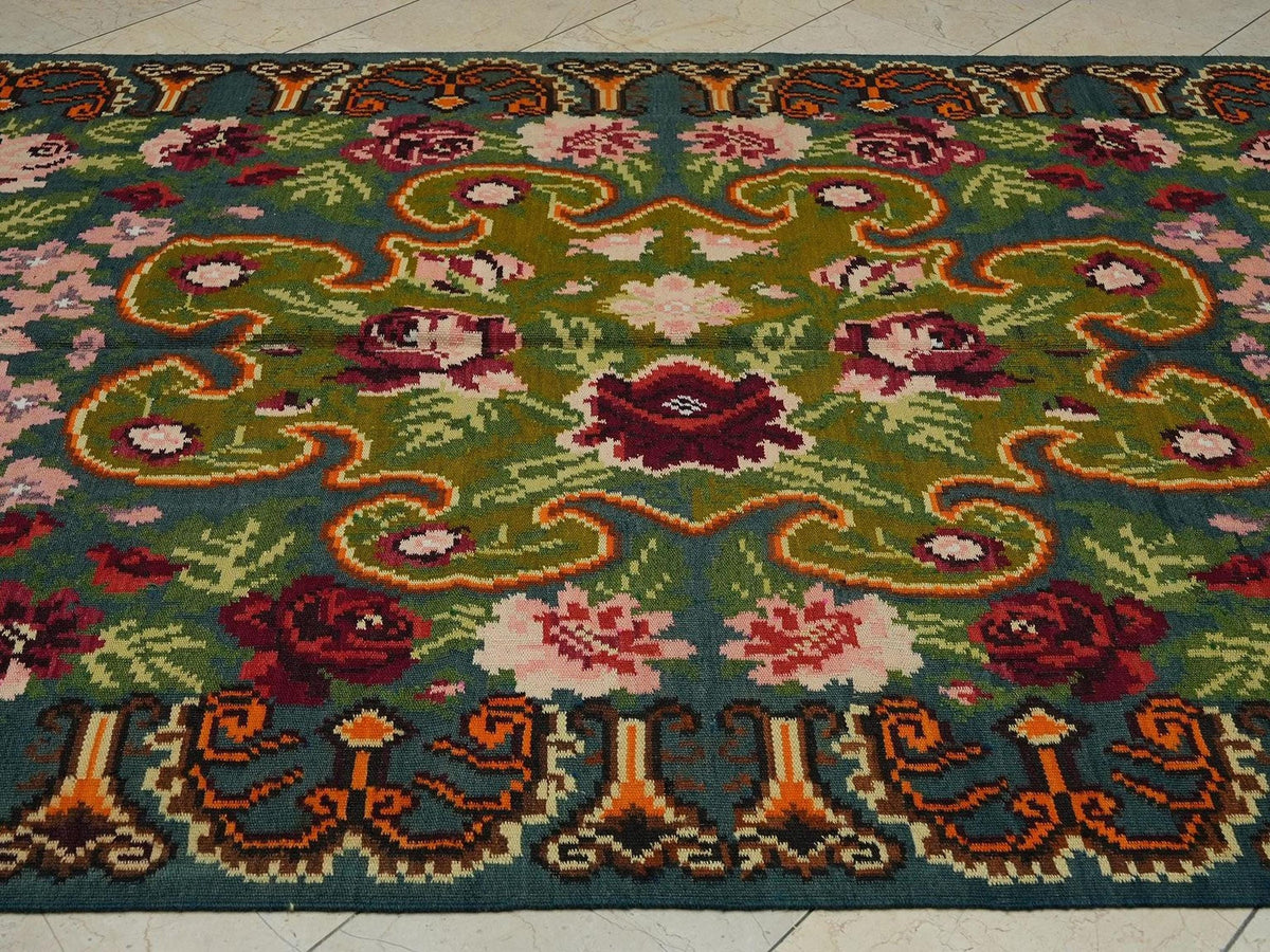 Floral Moldova Kilim Rug: Large Handmade Wool Flat Weave (6,3"x11,6" Feet)