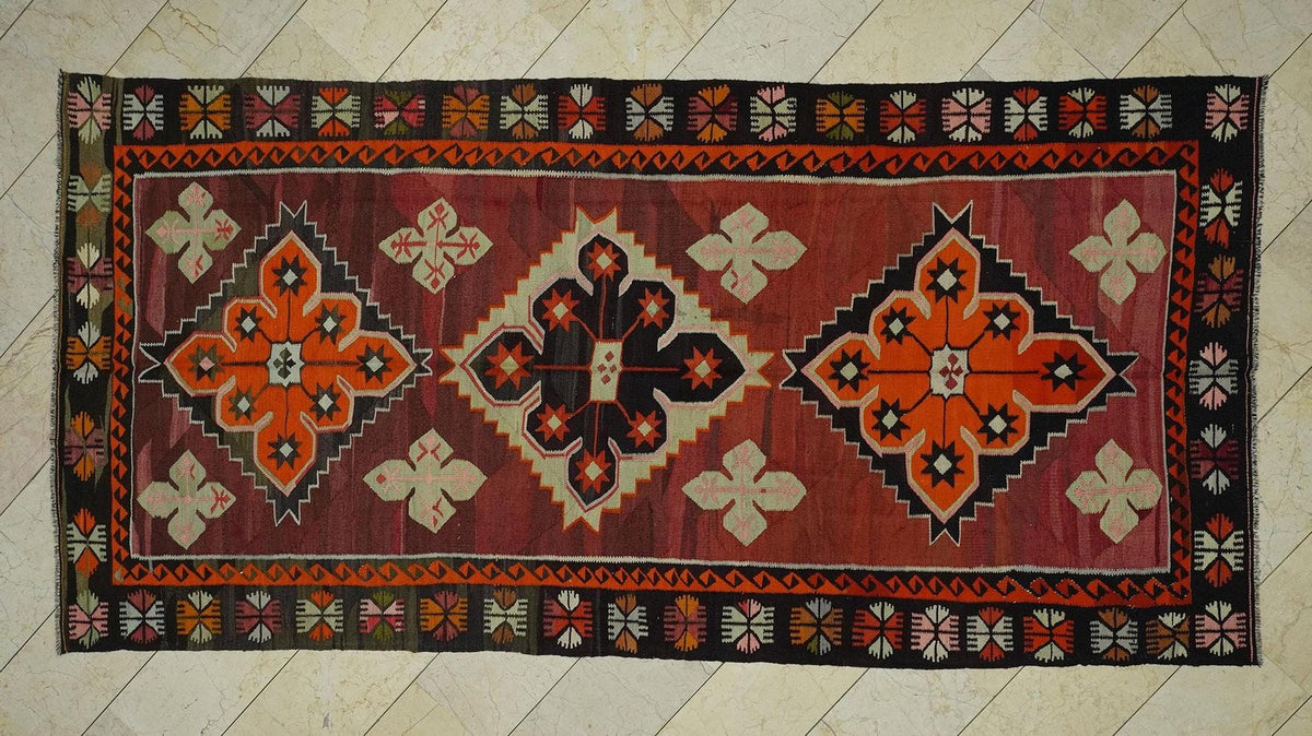 Vintage Turkish Kars Kilim Rug: Mid-Century Wool Flat Weave, 5.3x11.1 ft