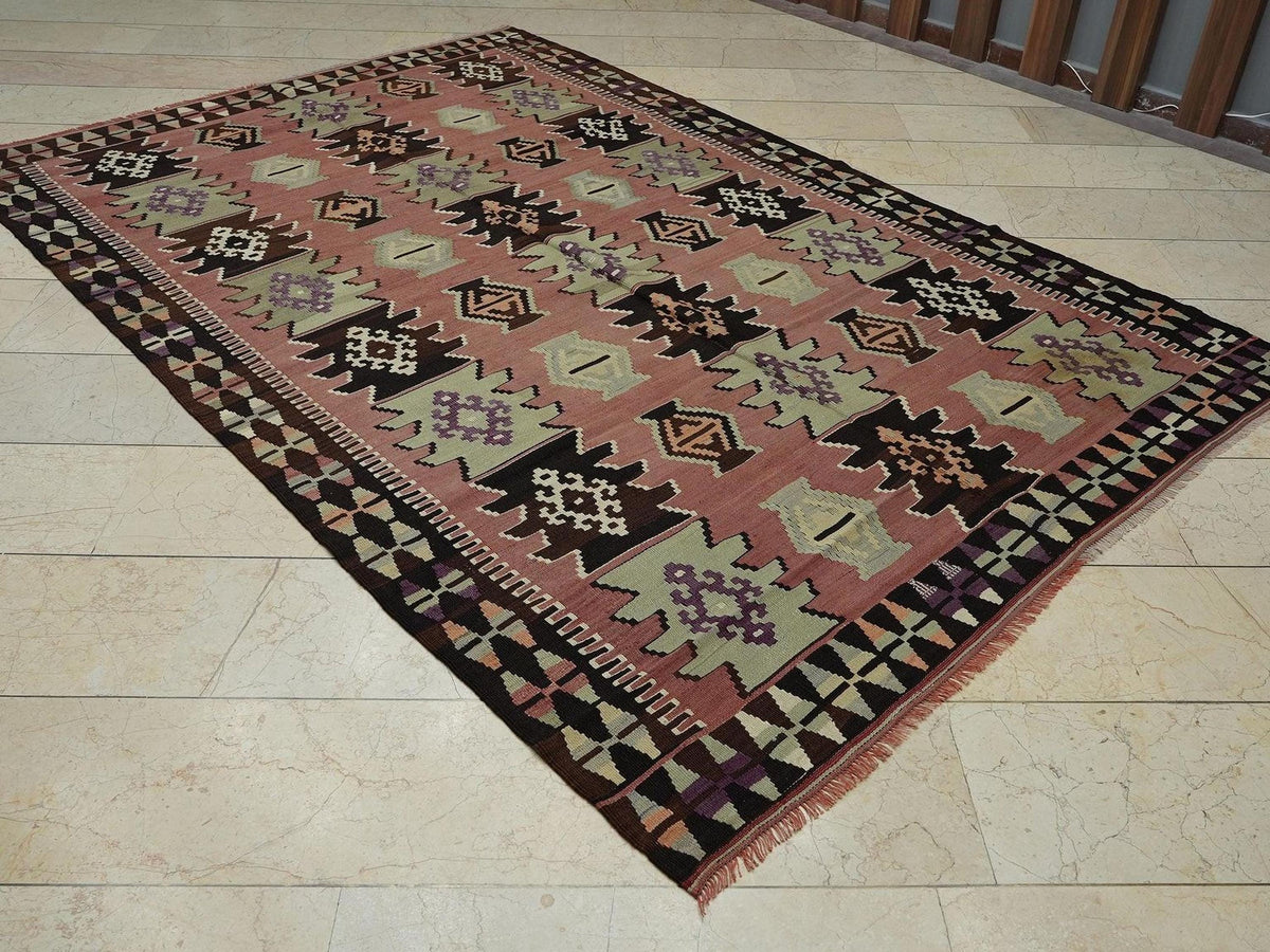 Pastel Turkish Kilim Rug: Flat Woven Bohemian Decor Rugs, 6,4"x9,6" Feet.