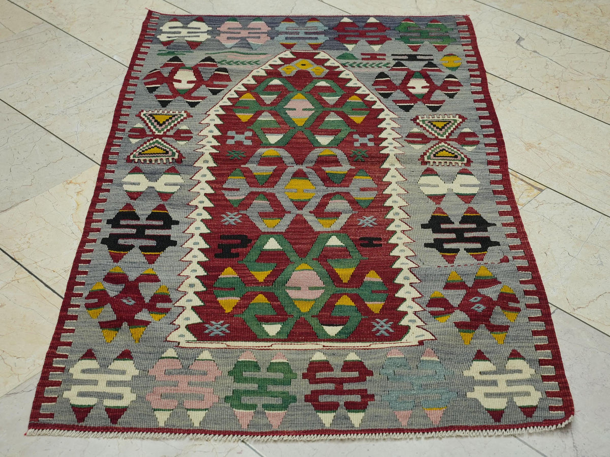Wall Hanging Wool Turkish Kilim Rug: Antique Flat Weave Rugs, 2.9x4.7 ft.