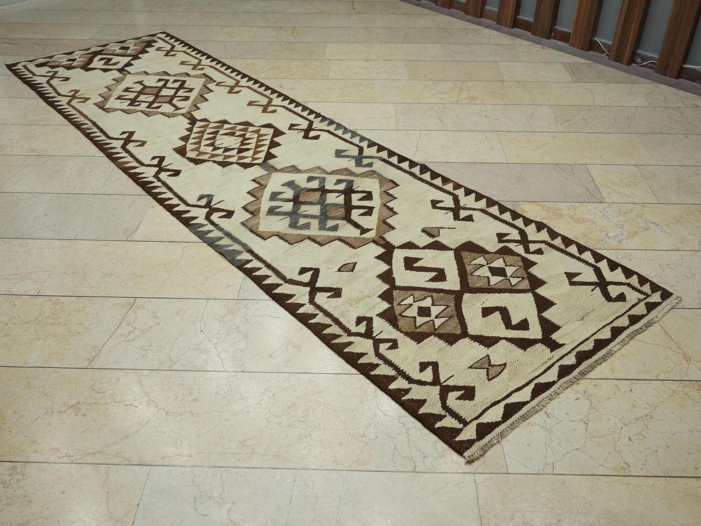 Vintage Turkish Kilim Rug Runner: 3.1"x11.2' Handwoven Wool Rugs.