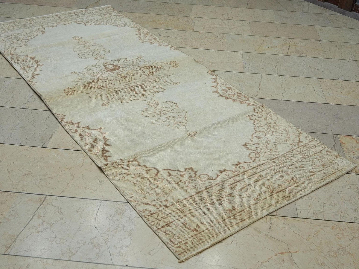 Neutral Vintage Oushak Rug Runner,3.2x8 Ft,Home Living Decor Turkish Carpet Runners.