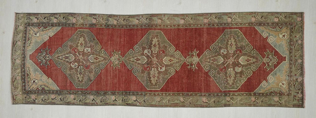 1940s Antique Turkish Rug Runner: Mid-Century Modern Wool Carpet, 3,3"x10,1" Feet.