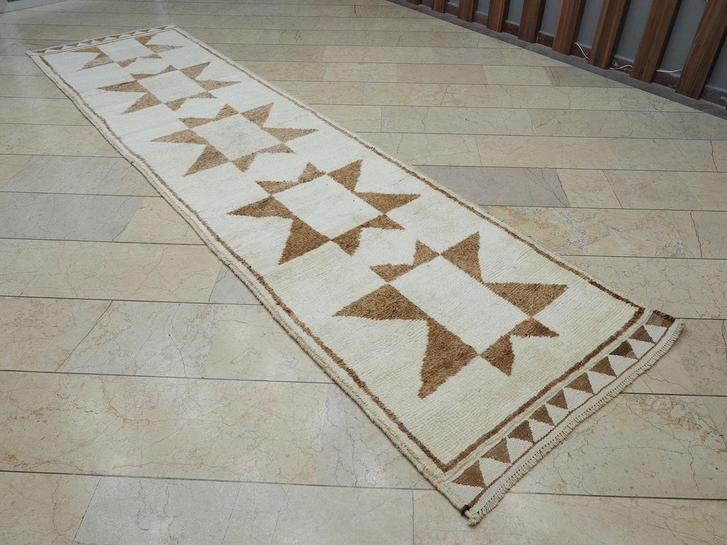 Star Pattern Vintage Wool Turkish Rug Runner: Brown & White Mid-Century Modern Rugs 3,1x12,4 Ft.