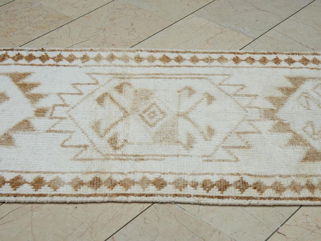 Stair Treads Decor Handmade Wool Turkish Rug Runner: Mid-Century Modern Rugs 2.6x12 ft.