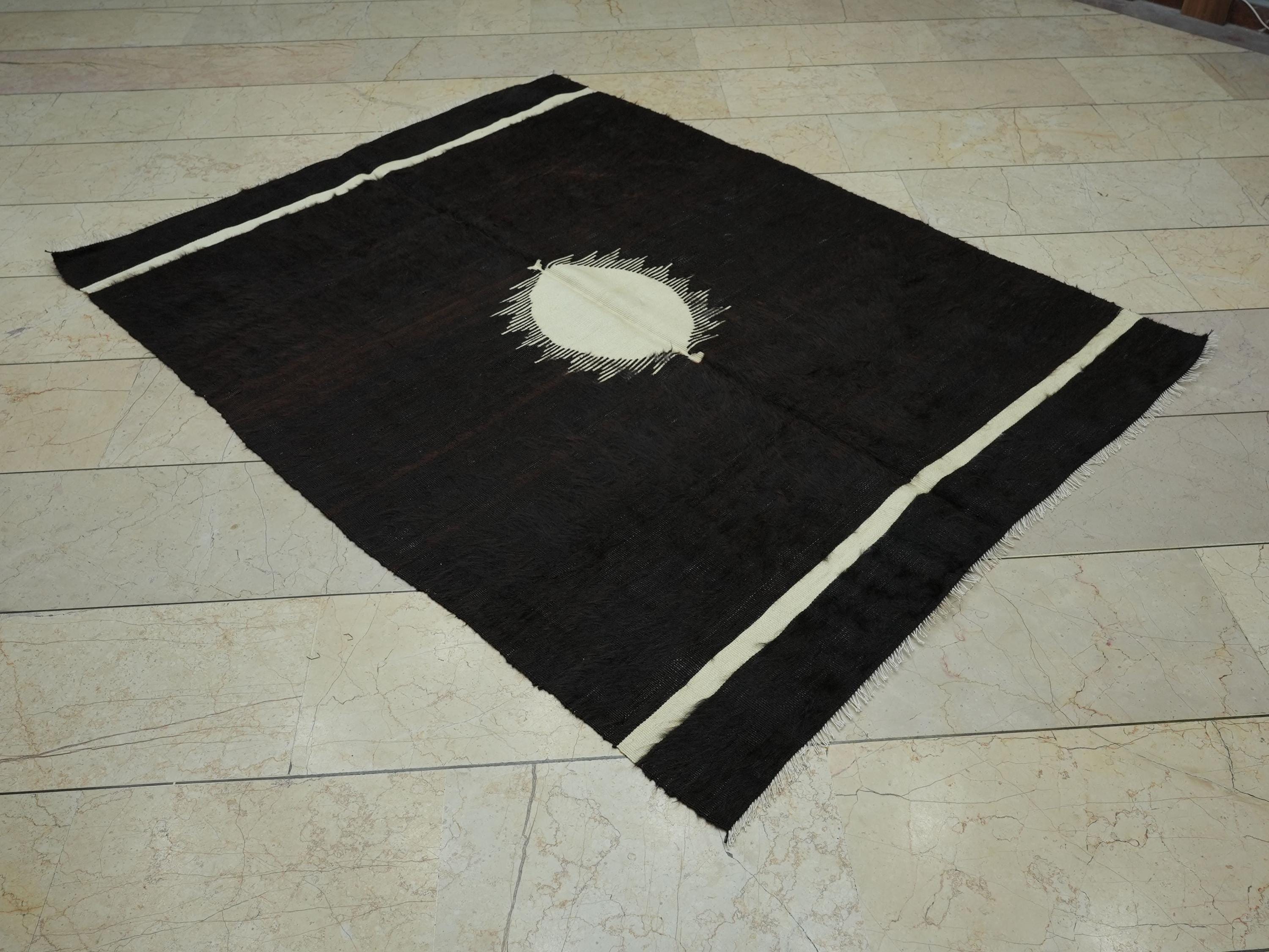 Navajo Style Turkish Blanket Kilim Rug: 4.6x5.9 Feet, Antique Siirt  Shaggy Rugs.