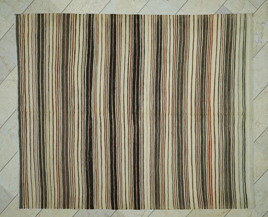Vintage Turkish Kilim Rug: Striped Flat Weave Wool Rugs, 6,7"x8,2" Feet.
