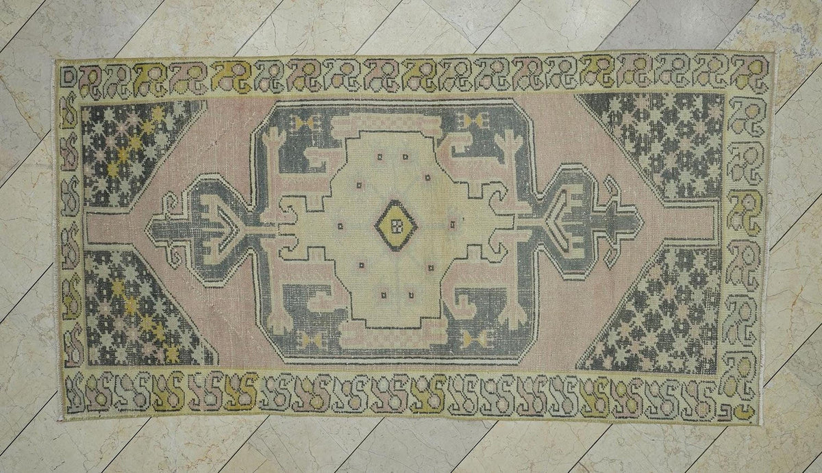 Salmon Pink Vintage Oushak Rug: Turkish Wool Area Carpet, 4,2x8,1 Feet.